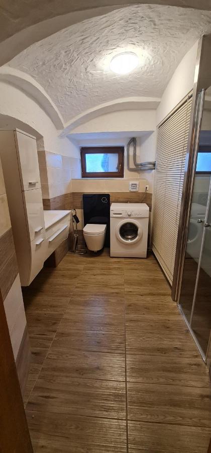 Yanev Apartment