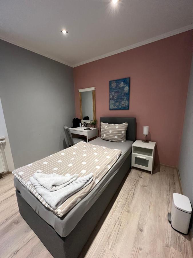 Yanev Apartment *